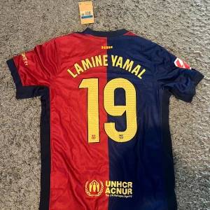 Lamine yamal hemmaställ 24/25 - Storlek M