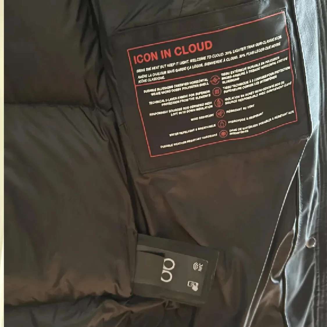 Svart dunjacka från Moose Knuckles - 4