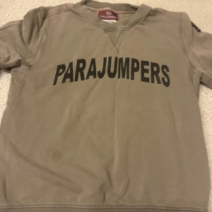 Parajumer tröja  - Jättefin tröja verkligen, som ny!