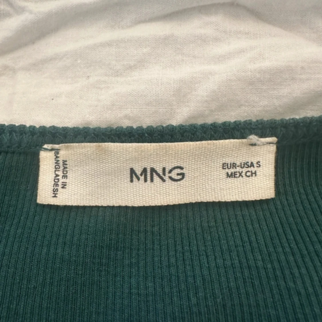 Mörkgrön långärmad topp  - 2