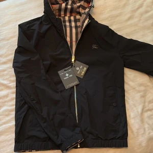 Burberry vindjacka - En vindjacka från burberry, Ny skick.                                (Pris kan diskuteras)