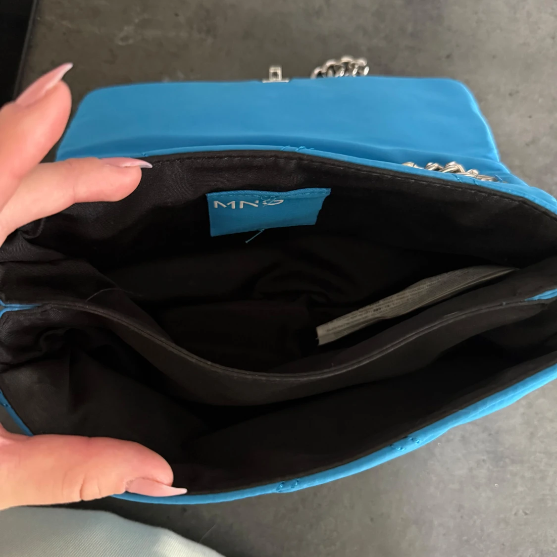 Blå axelväska från Mango - 1