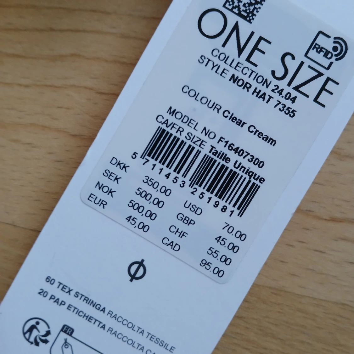 Vit ribbstickad mössa från Samsøe - 1