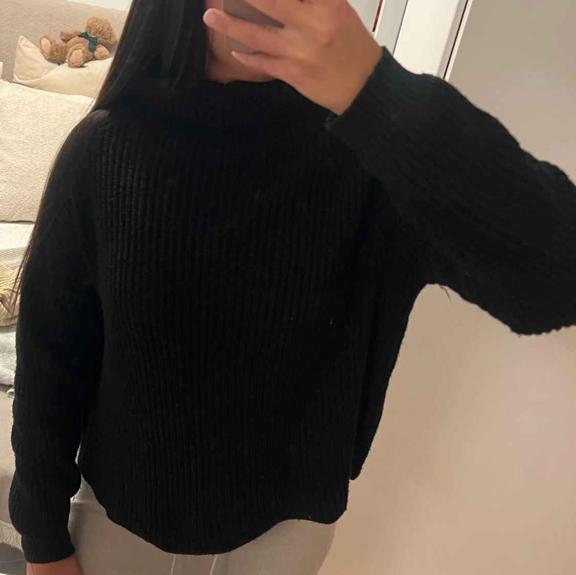 Svart stickad polotröja - 1