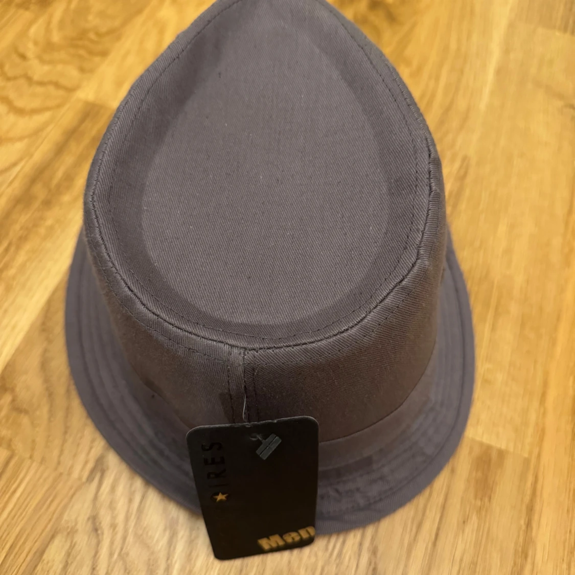 Grå hatt från New Yorker - 1