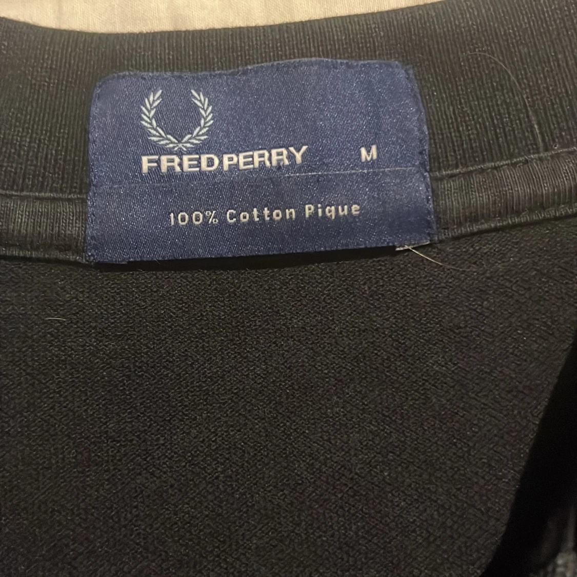 Svart pikétröja från Fred Perry - 1