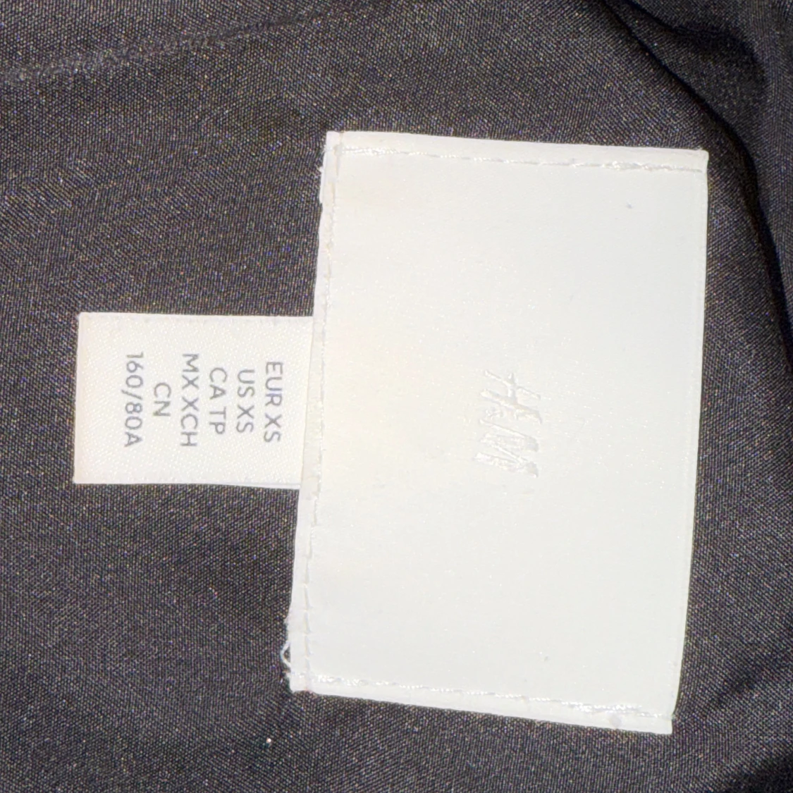 Svart lång pufferjacka från H&M XS - 2