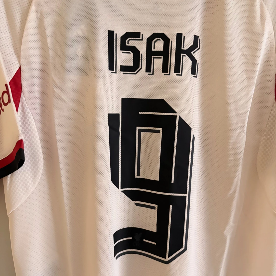 Liverpool Champions League tröja Isak 9 - 4