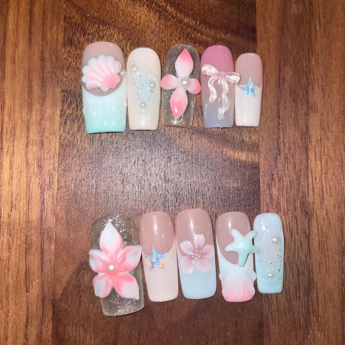 S - Press-on naglar med 3D-blommor & snäckskal - 2