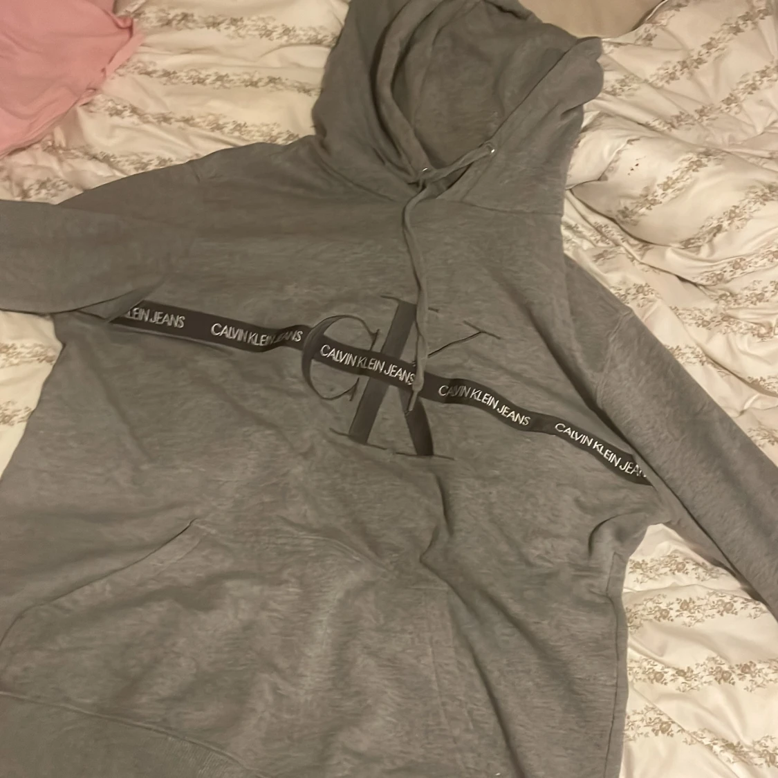 Grå Calvin Klein hoodie XL