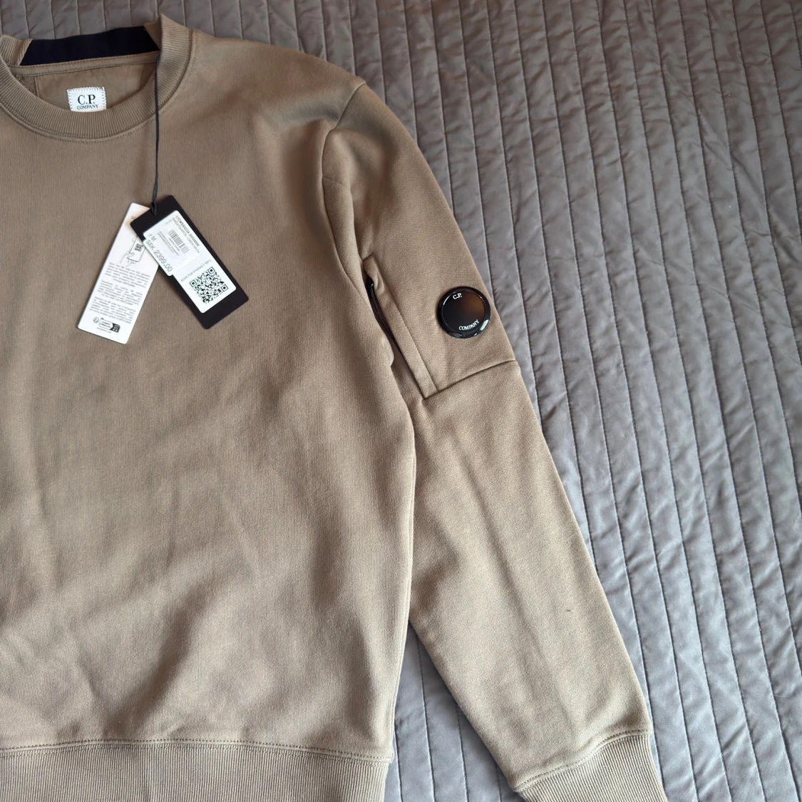 Beige sweatshirt från C.P. Company - 1