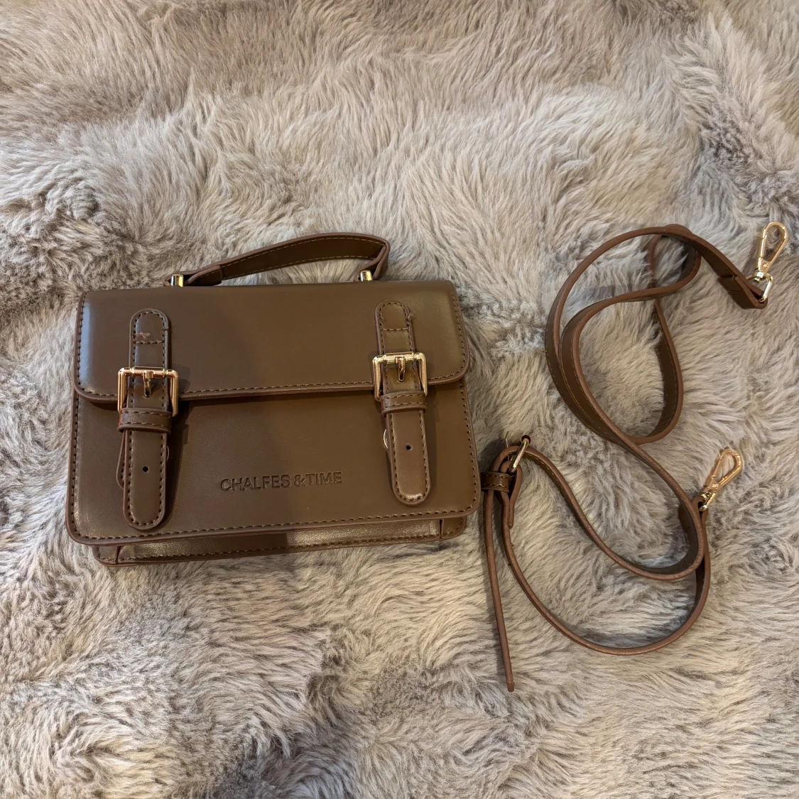 Brun axelväska  - 1