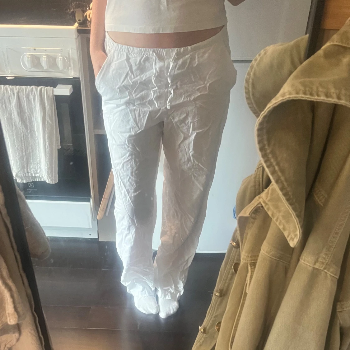 Vita linnebyxor från Gina Tricot - 2