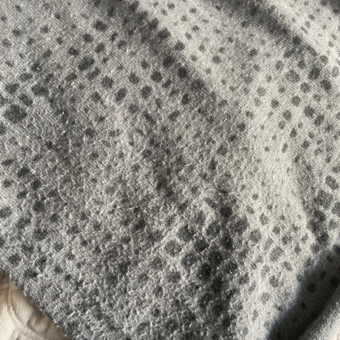 Grå mysig tunika från Billabong - 2