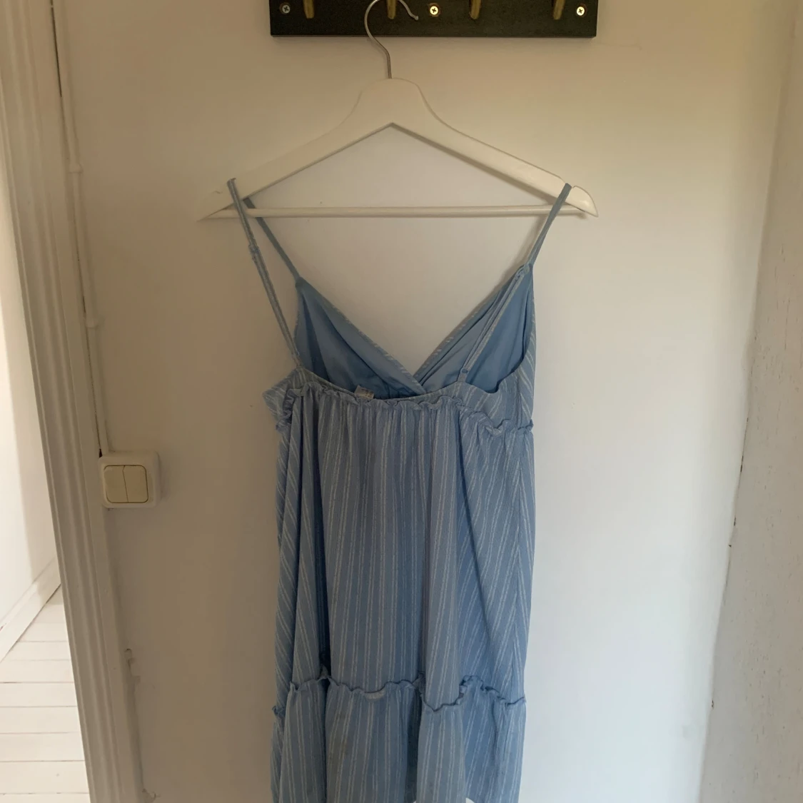 Blåvit randig sommarklänning HM S - 1