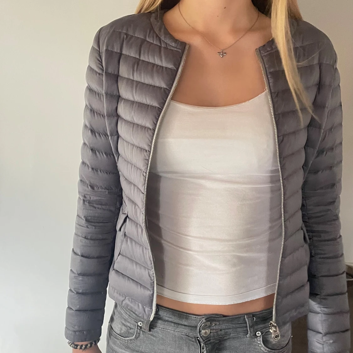 Grå dunjacka från Colmar - 1