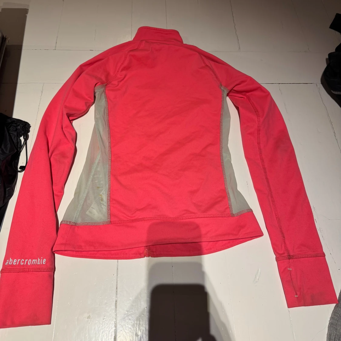 Rosa träningsjacka från Abercrombie - 1