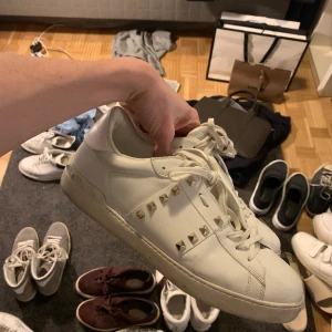 Valentino skor - Strl 43 Bra skick 1800