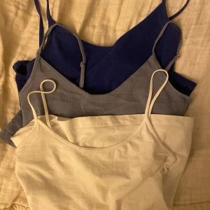 3 linnen🩷 - Säljer dessa tre linnen tillsammans då de inte kommer till användning 🩷 bra kvalite och fina💕