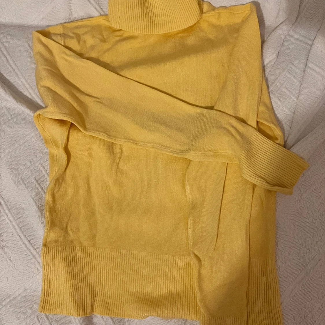 Gul jätte mjuk polokrage