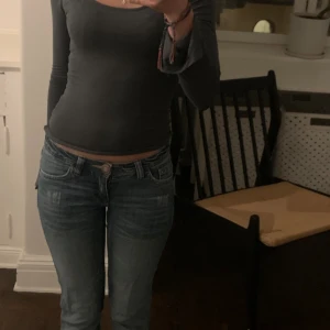 Esprit jeans - Säljer dessa skit snygga Esprit jeans vintage lågmidjade😩pga inte kommer till andvändning💕skriv privat för fler bilder 💗