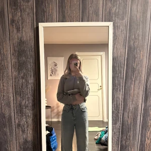 Jeans ginatricot - Fina jeans raka  Nyskick knappt använda