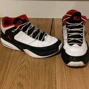 Jordan Air - Jordans