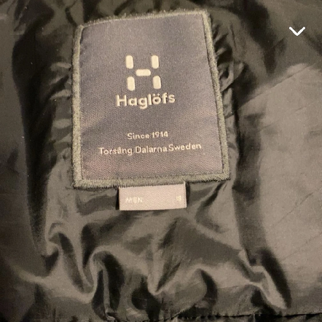 Säljer nu min jacka för e tröt på den  - 91