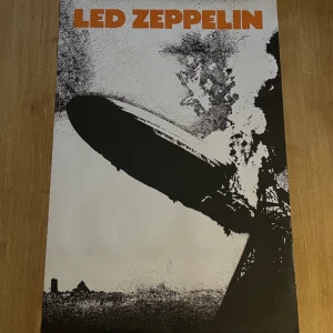 Led zeppelin Poster från EMP - Affisch i bra skick, inga defekter.