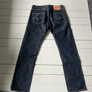 Levis 501 - Levis 501 Storlek 30/32 Använda ett fåtal gånger  Inga fläckar eller skador
