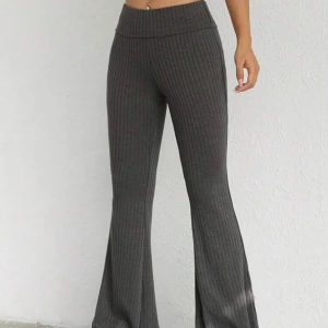 Grå leggings flare  - Skit snygga leggings i Storlek Xs💕💕