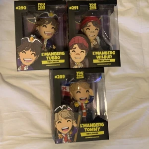 Youtooz figurer - Tommy, tubbo och wilbur figurer. Säljer pga att jag inte kollar på dem längre. Pris kan diskuteras. Säljer även indeviduellt. 