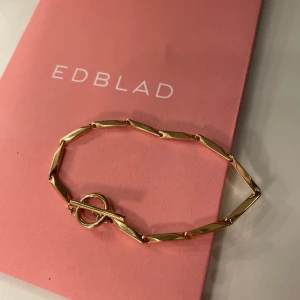 Edblad armband  - Slutsålt jättefint armband från Edblad! Helt ny, säljer då de inte kommit till användning😊