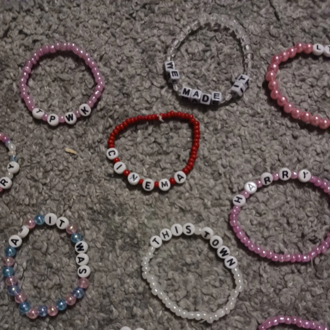 Armband med one direction koppling - 91