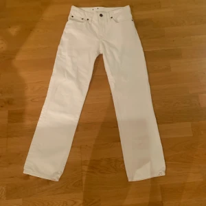 Ralph lauren jeans xs - Ralph lauren jeans storlek xs. Mycket bra skick, använda fåtal gånger. 