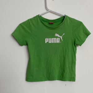 Grön puma top - Grön crop top 75kr+frakt
