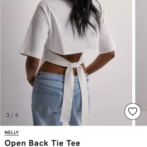 Opel back tie tee Nellybynelly - Helt oanvänd prislappen finns kvar men säljer då den ej passa mig och tappade lappen man ska lämna in paketet med💝