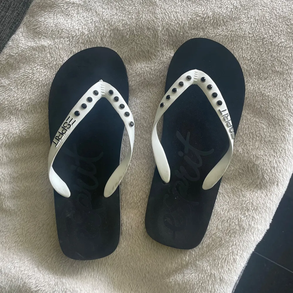 Superstat och coola flipflops som inte kommer till användning, endast använda ett fåtal gånger. Säljs inte längre i butik. Skor.