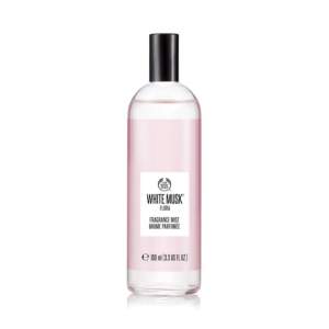 The body shop White musk flora Parfym. 100ml flaska en del använt (se på bild 2) Nypris 300kr💘