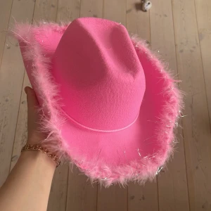 Rosa cowboy hatt - Onesize aldrig använd 