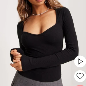 Tröja - Tröja från nelly, bra skick.