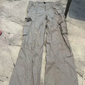 Cargo byxor - Cargo byxor bra skick