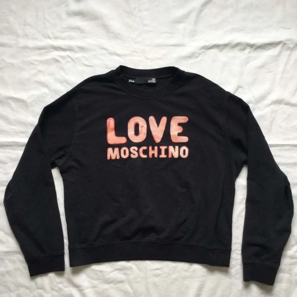 Love moschino sweatshirt . Hoodies.