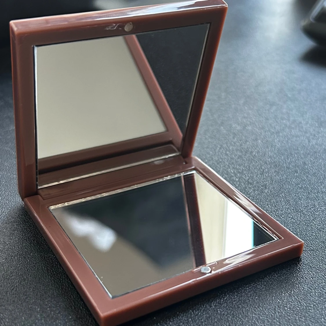 Caia Pocket Mirror - 90