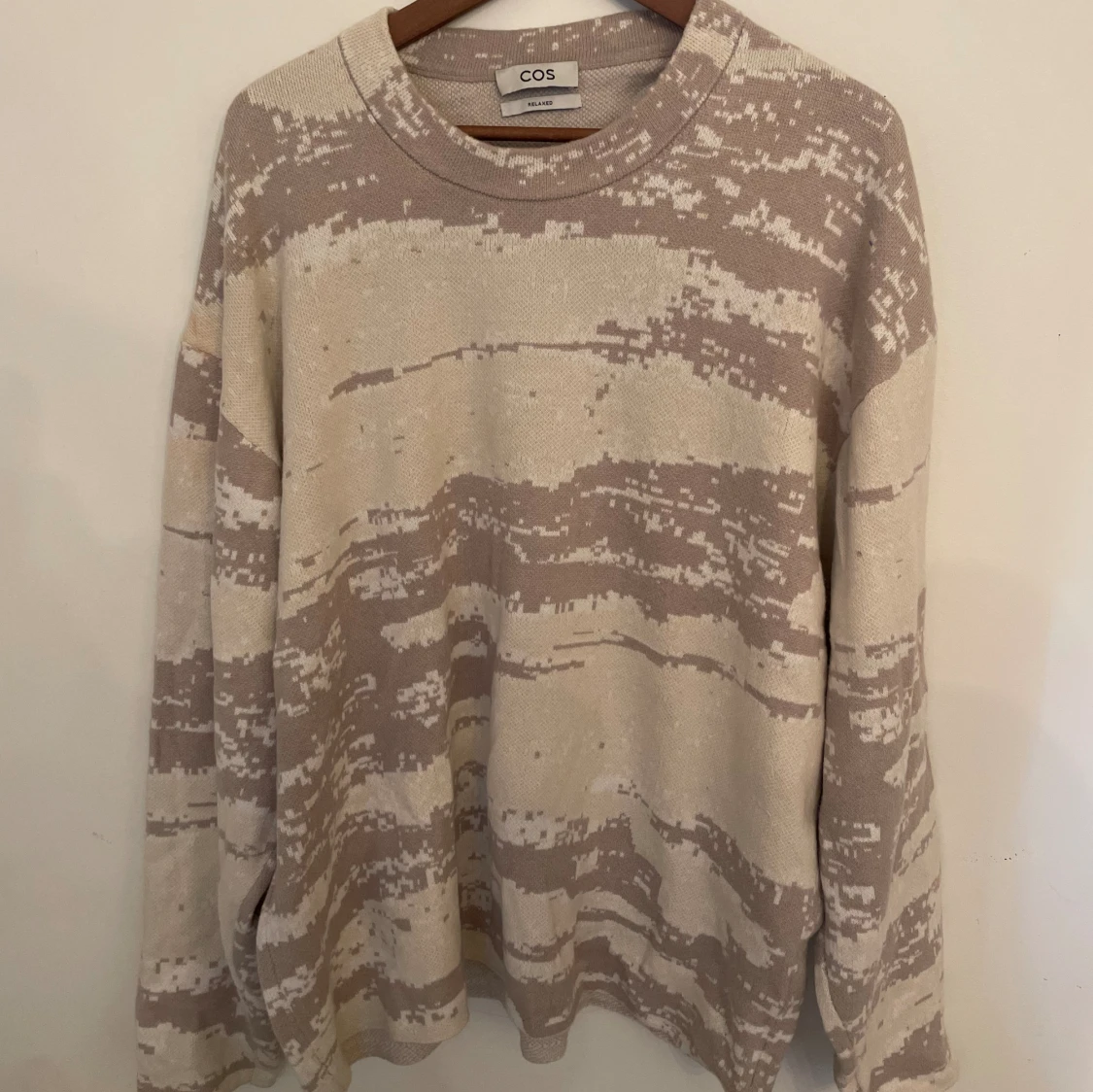 COS tröja