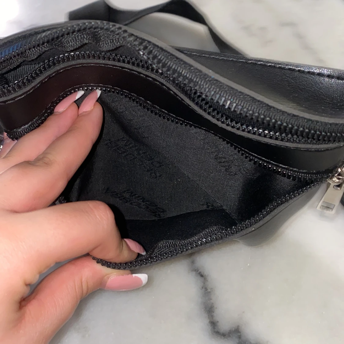  En magväska💞 - 90