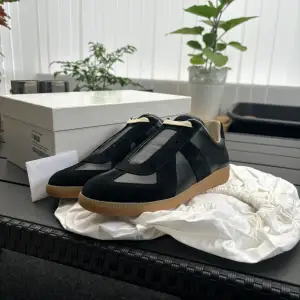 Maison margiela black gum Nya och oanvända Hör av er för frågor samt fler bilder 