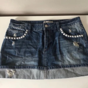 Jeans kjol - Storlek XL men sitter som en L/M