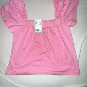 Rosa tröja  - Jätte fin tröja som aldrig kom till användning💗