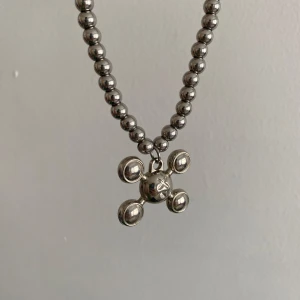 Homer halsband - Frank Oceans Homer halsband Tung metall riktigt bra kvalité Färgar inte av sig  Pris kan diskuteras